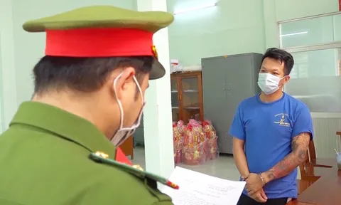 An Giang: Khởi tố đối tượng đánh cán bộ công an