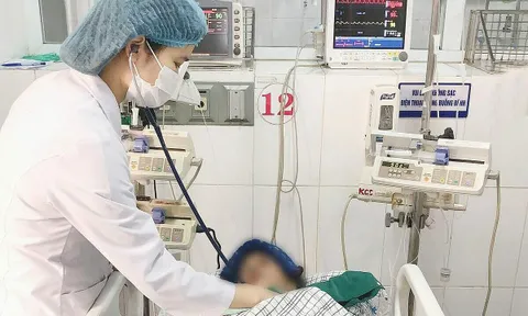Uống 50 viên thuốc trị tăng huyết áp, người phụ nữ nhập viện cấp cứu