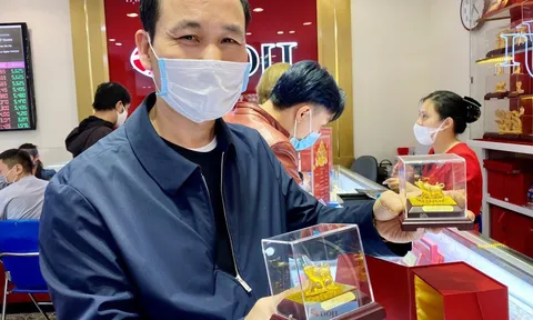 Vía Thần Tài, bạn đã chọn Trâu vàng để cả năm may mắn?
