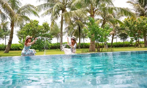 Du lịch nội địa sẵn sàng bùng nổ trở lại, du khách Việt hào hứng 'sống bù'