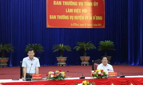 Vạch đường hướng giúp nhân dân Ia H’Drai thoát nghèo, xây dựng cuộc sống mới