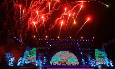 'Trọn bộ' 2 điểm ngắm pháo hoa trong tháng 4 tại Sầm Sơn