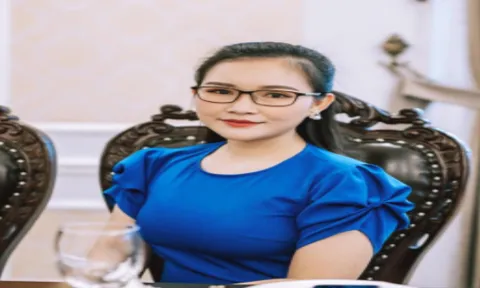 Doanh nhân Dương Hương Realty- thành viên của câu lạc bộ Sale nữ triệu đô ' Uy tín tạo niềm tin'