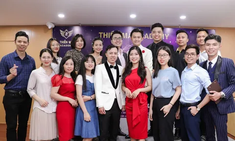 Lần đầu tiên công nghệ sinh trắc vân tay được đưa vào một khóa học MC tại Việt Nam