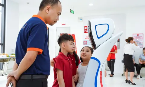 Từ Robot trợ lý đến mục tiêu phát triển tư duy lập trình của thế hệ học sinh Sunshine Maple Bear