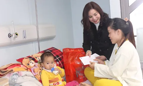 Nữ doanh nhân Nguyễn Thanh Hương với tấm lòng thiện nguyện đã giúp 250 trẻ em được mổ tim miễn phí.