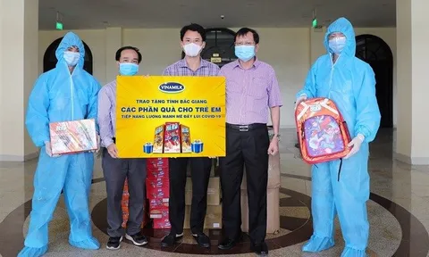 Vinamilk tiếp sức lực lượng tuyến đầu sàng lọc cho người dân TP.HCM