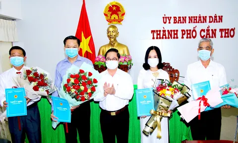Phó Chủ tịch Thường trực UBND TP Cần Thơ kiêm nhiệm Giám đốc Sở Giáo dục và Đào tạo thành phố