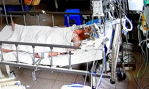 BVĐK Trung ương Cần Thơ: Kỳ tích cấp cứu mẹ con thai phụ mắc COVID-19 nhiều biến chứng