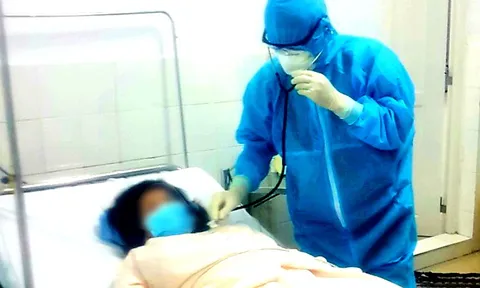 TP Cần Thơ: Sản phụ nghi nhiễm COVID-19 được phẫu thuật thành công 'mẹ tròn con vuông'