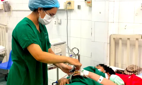TP. Cần Thơ: Cấp cứu thành công 2 sản phụ bị nhau tiền đạo trung tâm và nhau cài răng lược
