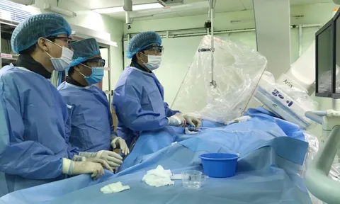 TP Cần Thơ: 30 phút can thiệp kịp thời cứu sống bệnh nhân người Trung Quốc bị nhồi máu cơ tim cấp