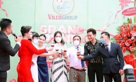 Nhiều nghệ sĩ đình đám và các doanh nghiệp lớn đến dự lễ khai trương hệ thống siêu thị Vilco Mart24h