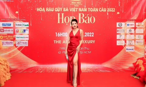 Nguyễn Thị Lan Hương tham dự Hoa hậu Quý bà Việt Nam Toàn cầu 2022