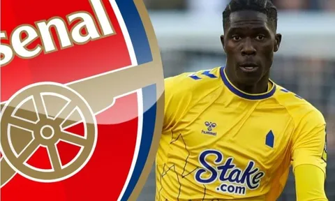 Arsenal chốt mua 'quái vật tuyến giữa' để đua vô địch Ngoại Hạng Anh