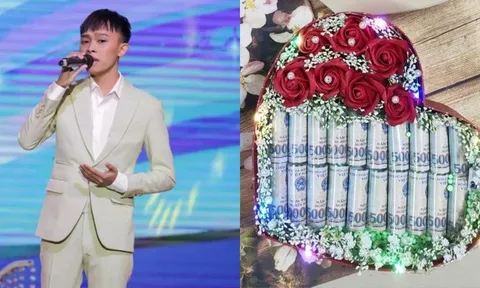 Hồ Văn Cường được fan tặng hộp quà toàn tiền mặt nhân dịp sinh nhật