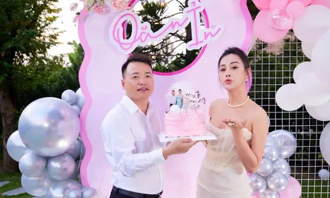 Phương Oanh ăn mừng thắng lớn giữa lùm xùm