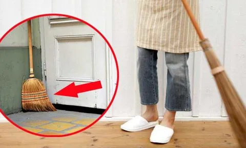 5 vị trí tuyệt đối không đặt chổi quét nhà: Dễ rơi vào cảnh làm đâu mất đó, 20 năm vẫn chưa đổi đời