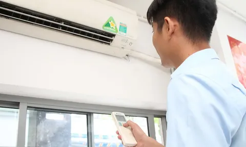 Trời nồm ẩm không tốn tiền mua máy hút ẩm, dùng ngay chức năng này trong điều hòa là nhà khô reng