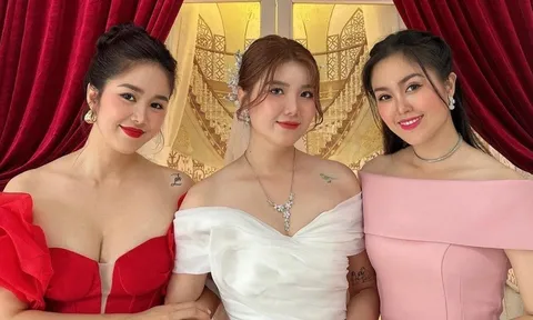 Lê Phương diện trang phục gợi cảm, đọ sắc cùng em gái