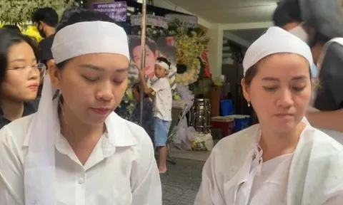 Gia đình bác bỏ chuyện cố nghệ NSƯT Vũ Linh sống đơn độc khi về già
