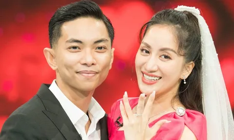 Lộ diện nhẫn cưới ‘khủng’ của Phan Hiển và Khánh Thi khiến nhiều người trầm trồ