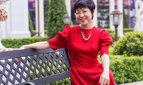 MC Thảo Vân hạnh phúc khi nhận món quà đầy ý nghĩa trong dịp Valentine từ người bạn