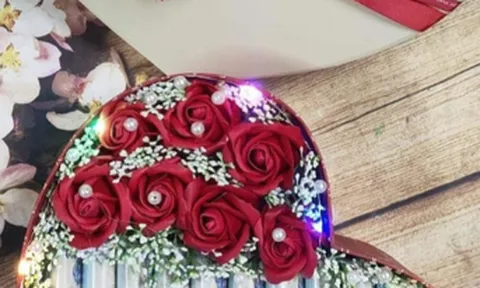 Bất ngờ trước món quà đặc biệt mà fan hâm mộ dành tặng cho Hồ Văn Cường