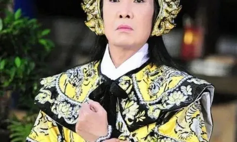 Gây phản cảm trước mộ NS Vũ Linh, nhân vật chính lên tiếng phân trần