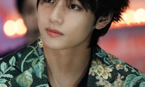 BTS V (Kim Taehyung) trong buổi chụp hình CELINE, vẻ đẹp chuẩn nam thần của showbiz Hàn