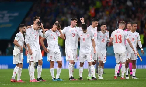 HLV Scaloni chỉ rõ cầu thủ Tây Ban Nha muốn có trong ĐT Argentina