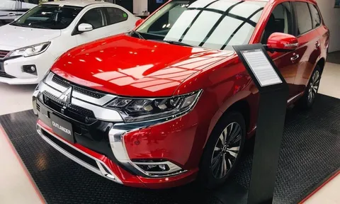 Loạt xe Mitsubishi nhận ưu đãi lớn trong tháng 2: giảm phí trước bạ, tặng phụ kiện