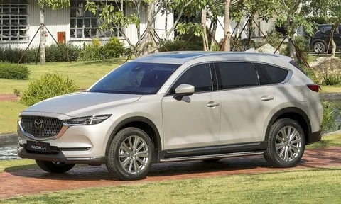 Mazda CX-8 giảm giá mạnh tại đại lý, quyết đấu Honda CR-V, Santa Fe