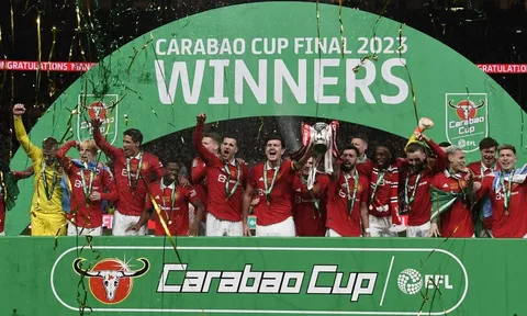 Bất ngờ mức thưởng 'bèo bọt' của cầu thủ MU khi vô địch Carabao Cup