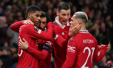 Đả bại Betis, Rashford tung đồng đội lên mây xanh