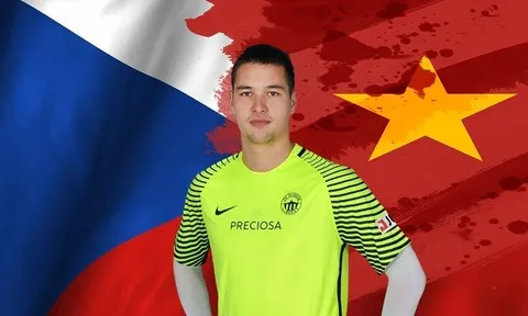 Xác định lý do thủ môn Việt kiều chưa thể gia nhập giải ngân hà V-League