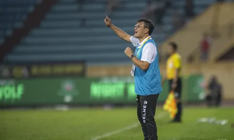 Đại gia V-League đầu tư lớn, trợ lý thầy Park có cánh tay phải đắc lực