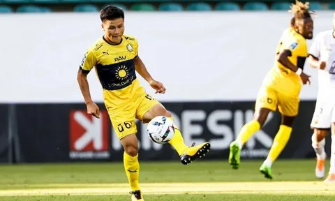 Quang Hải bị Pau FC đày xuống giải hạng 5, chuyên gia nói gì?