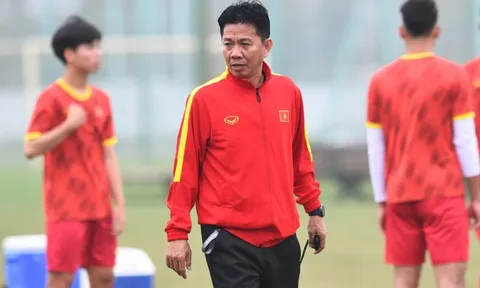 HLV U20 Việt Nam lên dây cót tinh thần trước ngày dự giải châu Á