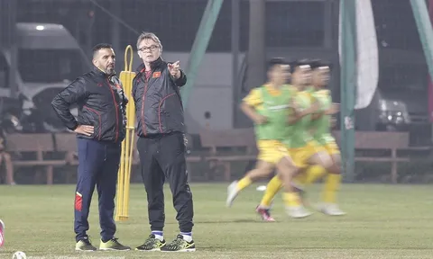 Hé lộ cầu thủ U20 Việt Nam sắp được HLV Philippe Troussier triệu tập