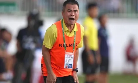 Đã rõ khả năng 'Mourinho Việt Nam' dẫn dắt đội bóng lên hạng hụt