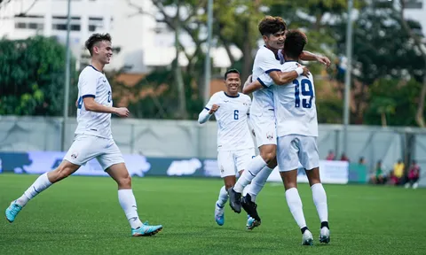 'Nhà vua tự xưng ĐNÁ' gây bất ngờ lớn trước thềm SEA Games 32
