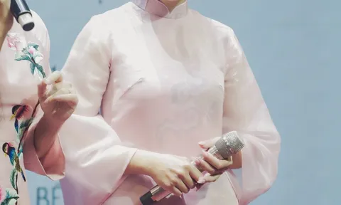 Giữa ồn ào bị tố ‘sân si, trịch thượng’, ‘O Sen’ Ngọc Mai bất ngờ bị hủy show, thay thế ca sĩ khác