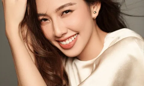 Hoa hậu Nguyễn Thúc Thùy Tiên lộ nhan sắc thật không qua chỉnh sửa khiến CĐM ngỡ ngàng