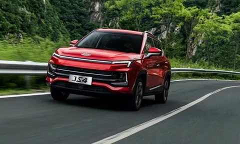 Không còn sự lựa chọn, người tiêu dùng Nga buộc phải mua xe Trung Quốc với giá bán không hề rẻ