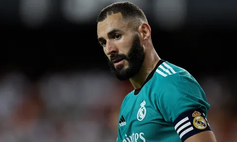 Đánh mất phong độ, Benzema sẽ rời Real Madrid ngay trong mùa hè?