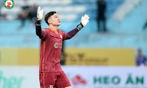 Đặng Văn Lâm hưởng đặc cách sau AFF Cup 2022