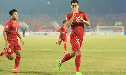 NÓNG: HLV Troussier bị 'phá sản' kế hoạch với U23 Việt Nam và ĐTQG