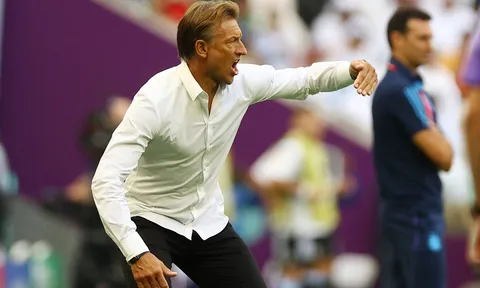 HLV từng mất việc ở Việt Nam sắp cùng Pháp dự World Cup 2023