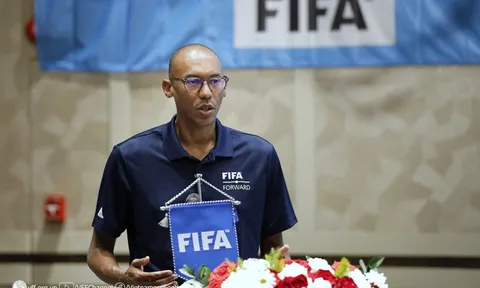 FIFA gặp gỡ AFC, bóng đá Việt Nam hưởng lợi